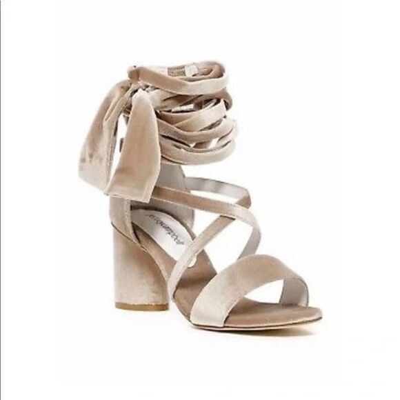 Jeffrey Campbell Faustina Cream Velvet Strappy Heels Sz 8 - Picture 1 of 7